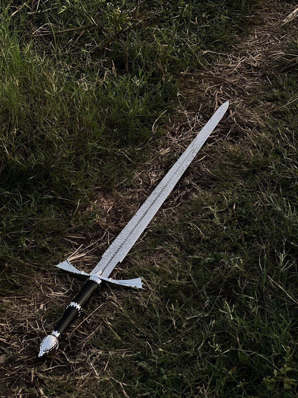 Hand-Forged Damascus Steel Sword