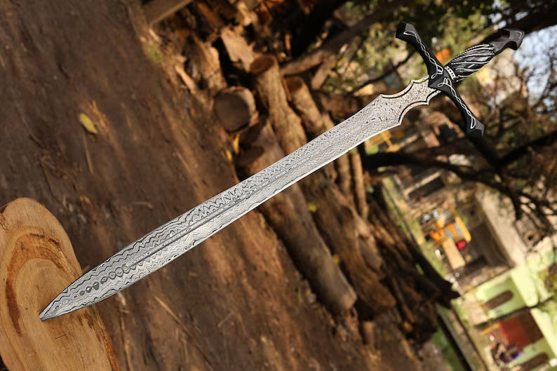 Queen of Swords – Hand Forged Damascus Steel Viking Sword